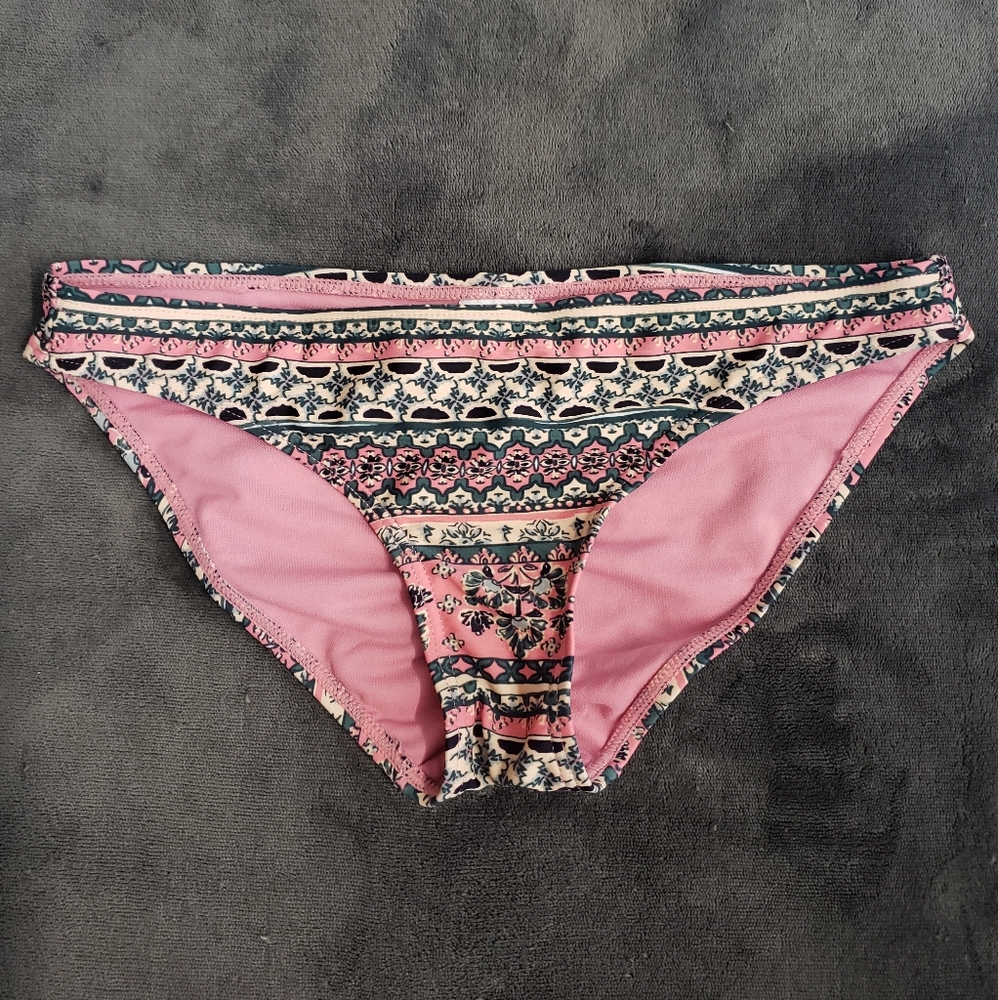 Bikini Bottoms Ruched back Vintage Pattern